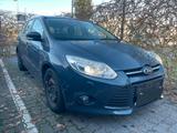 Ford Focus 1.6 TDCI Turnier Trend SHZ FSHZ PDC - Ford Focus: Tdci Trend