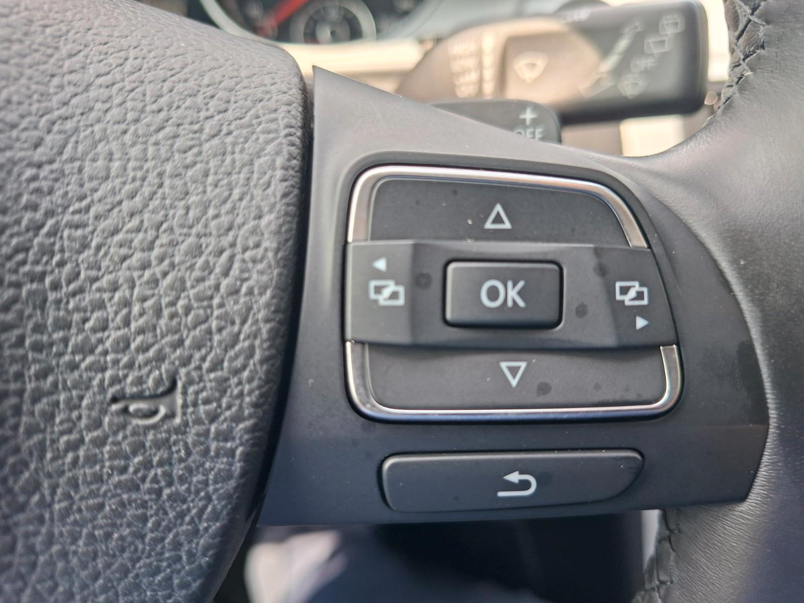 Volkswagen Passat Alltrack 2013 — photo 24