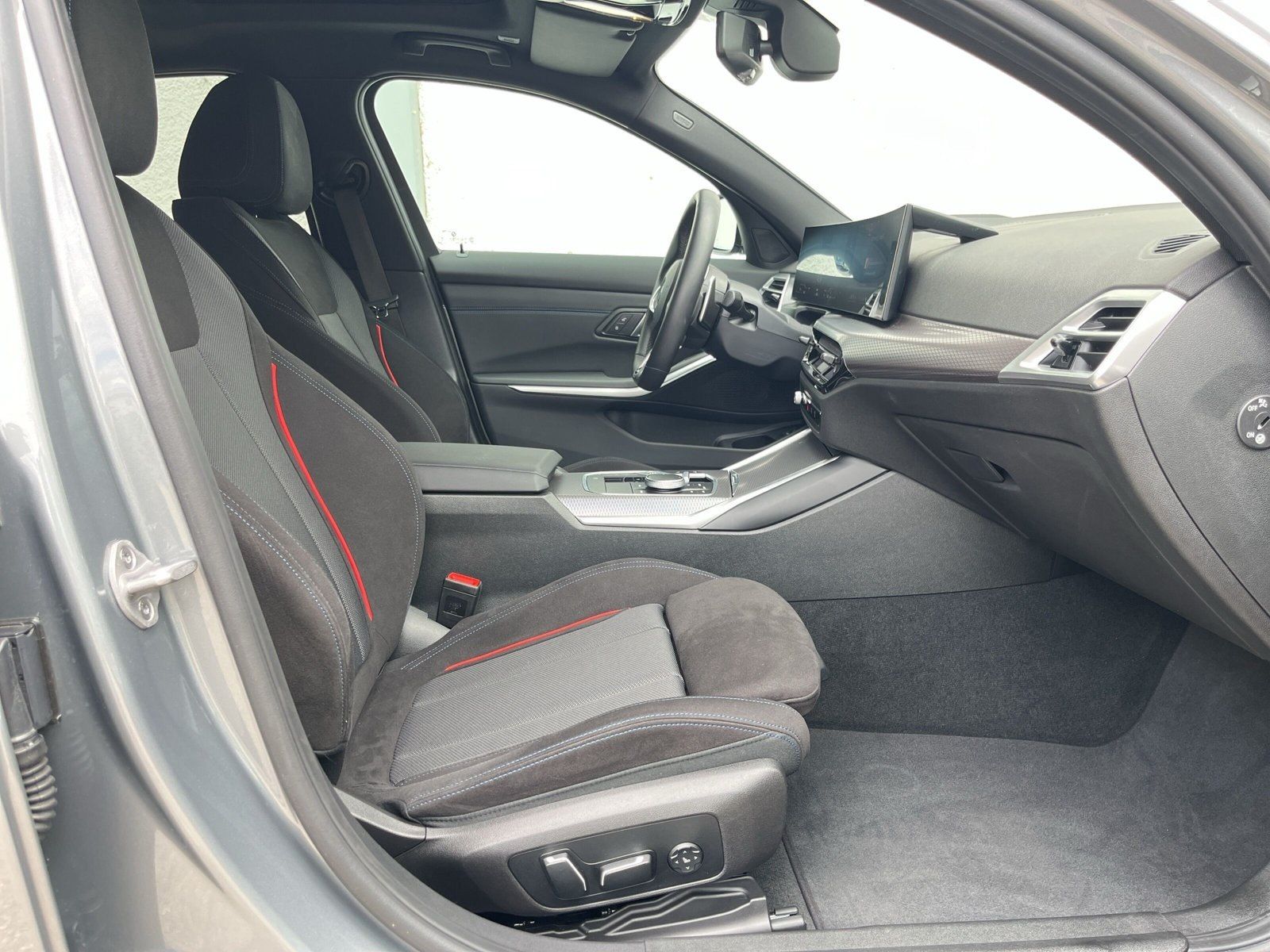 BMW 320 - Bild 4