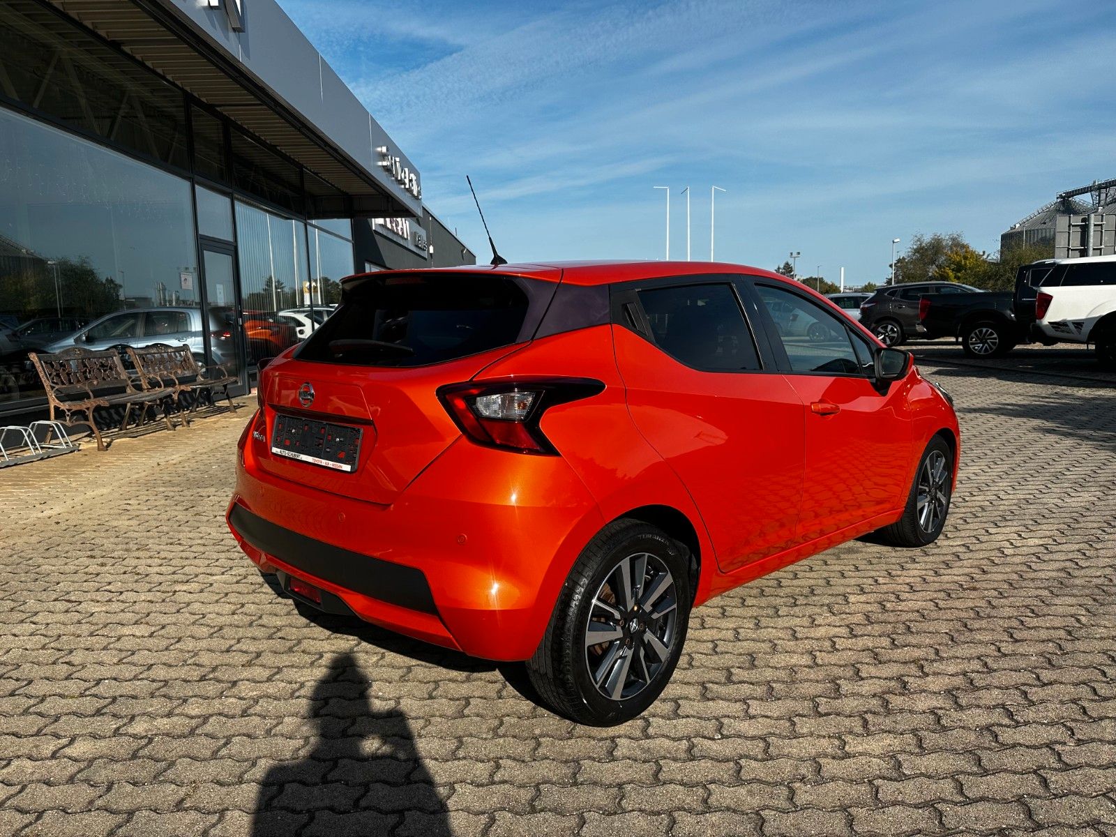 Fahrzeugabbildung Nissan Micra 1. Hand,  Alufelgen, Klima, Sitzhzg.,