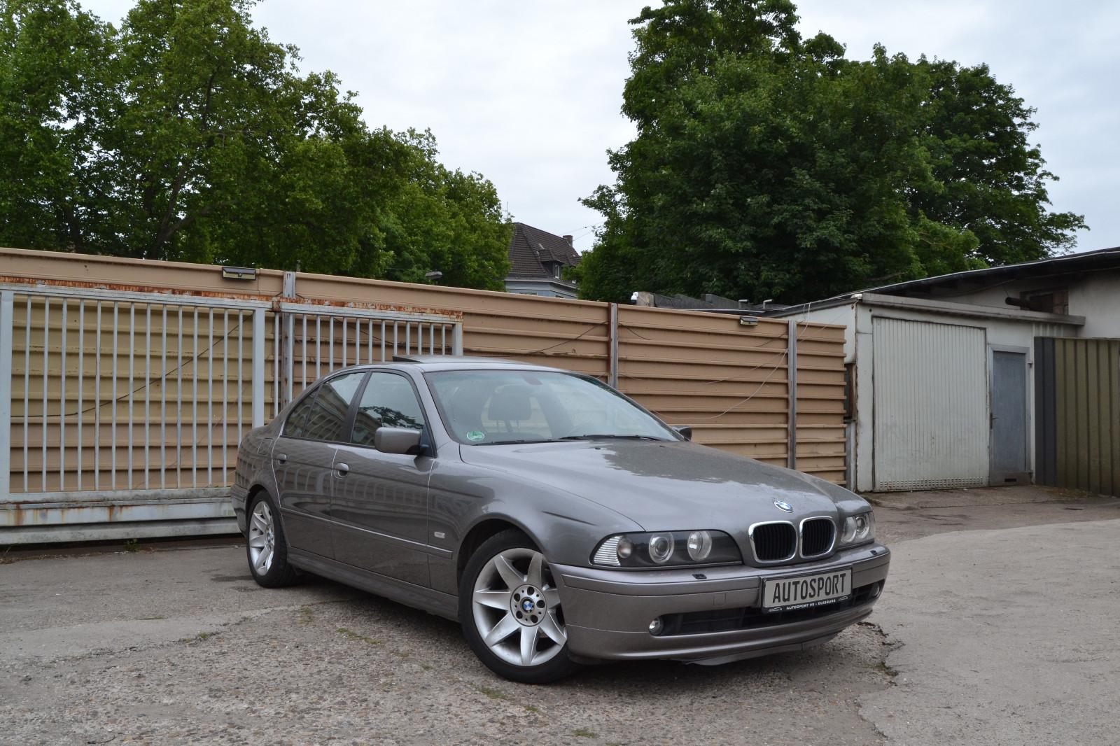 BMW 520i Lifestyle*1.HAND*XENON*LEDER*S.DACH*SHZ*