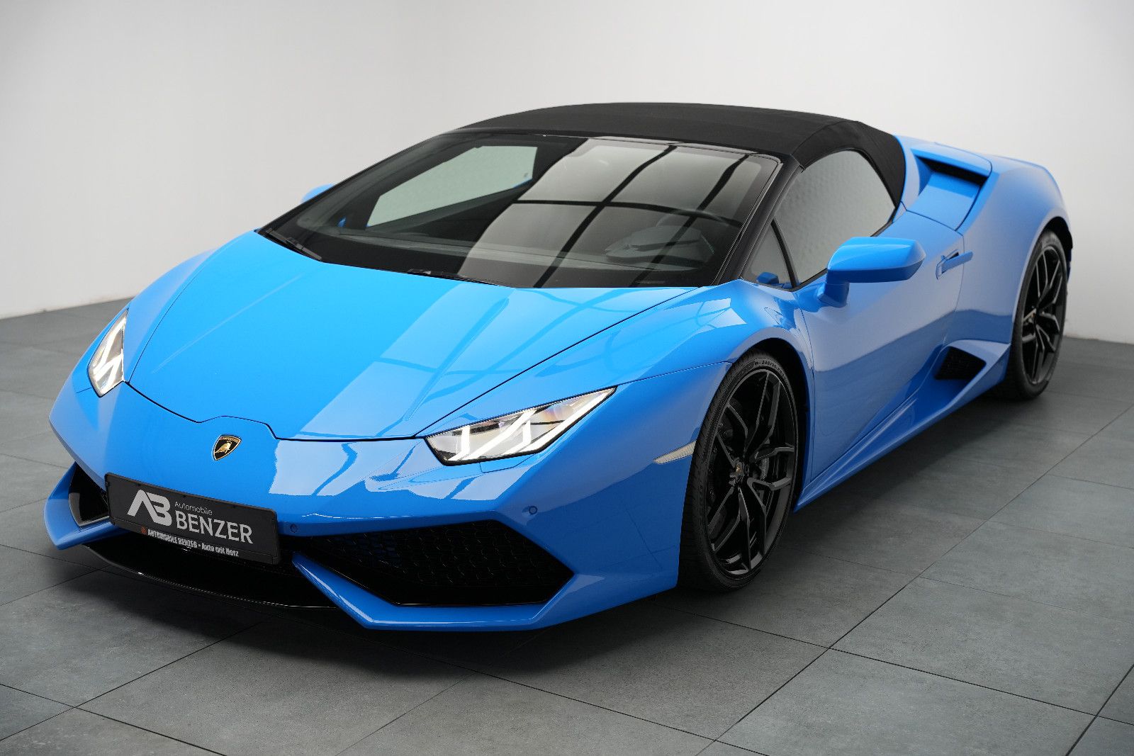 Fahrzeugabbildung Lamborghini Huracán/SPYDER/LIFT/KAMERA/LP610/KERAMIK/