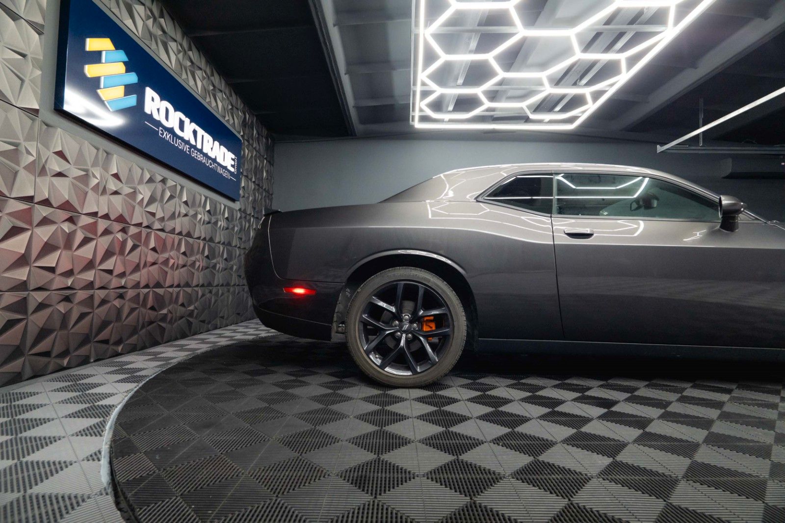Fahrzeugabbildung Dodge Challenger 3.6 V6 GT SRT Styling LAST CALL 19%