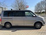 Volkswagen T6 Multivan Highline 2.0 TSI DSG (204 PS) - Volkswagen T6 Multivan mit Benzin-Antrieb: Van, Automatik