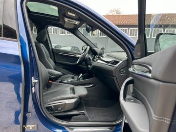 Fahrzeugabbildung BMW X1 xDrive 25i Steptr. Sport Line Pano H&K HeadUp
