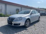 Volkswagen Jetta V Highline - Volkswagen Jetta: Highline