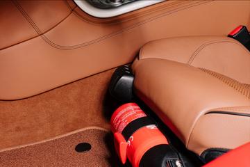 صورة مصغرة 17 لـ 2010 Mercedes-BENZ SLS AMG