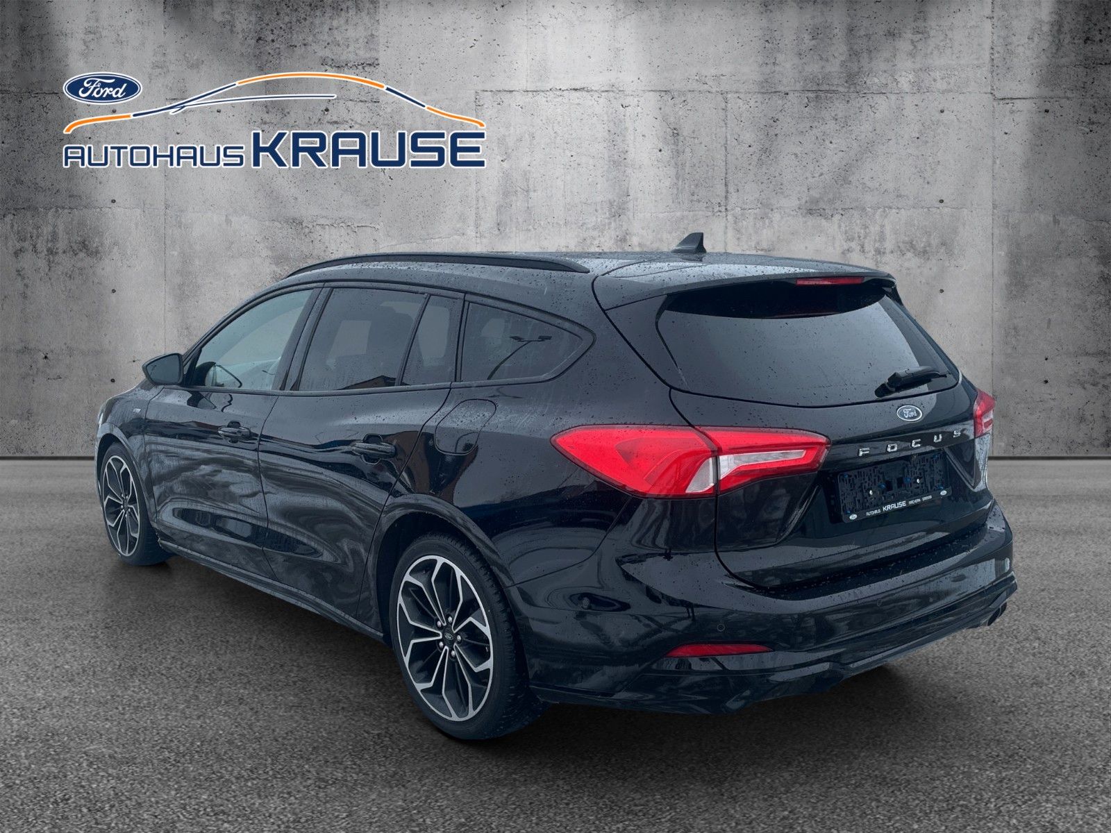 Fahrzeugabbildung Ford Focus Turnier ST-Line