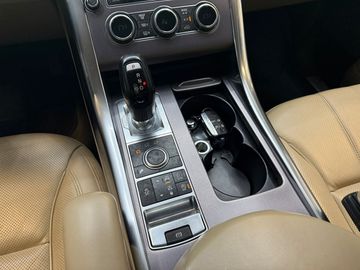 Land-Rover Range Rover Sport - 12