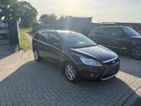 Ford Focus Turnier Ghia TÜV NEU/ANHÄNGERKUPP./SHZ - Ford Focus aus 2008: Ghia