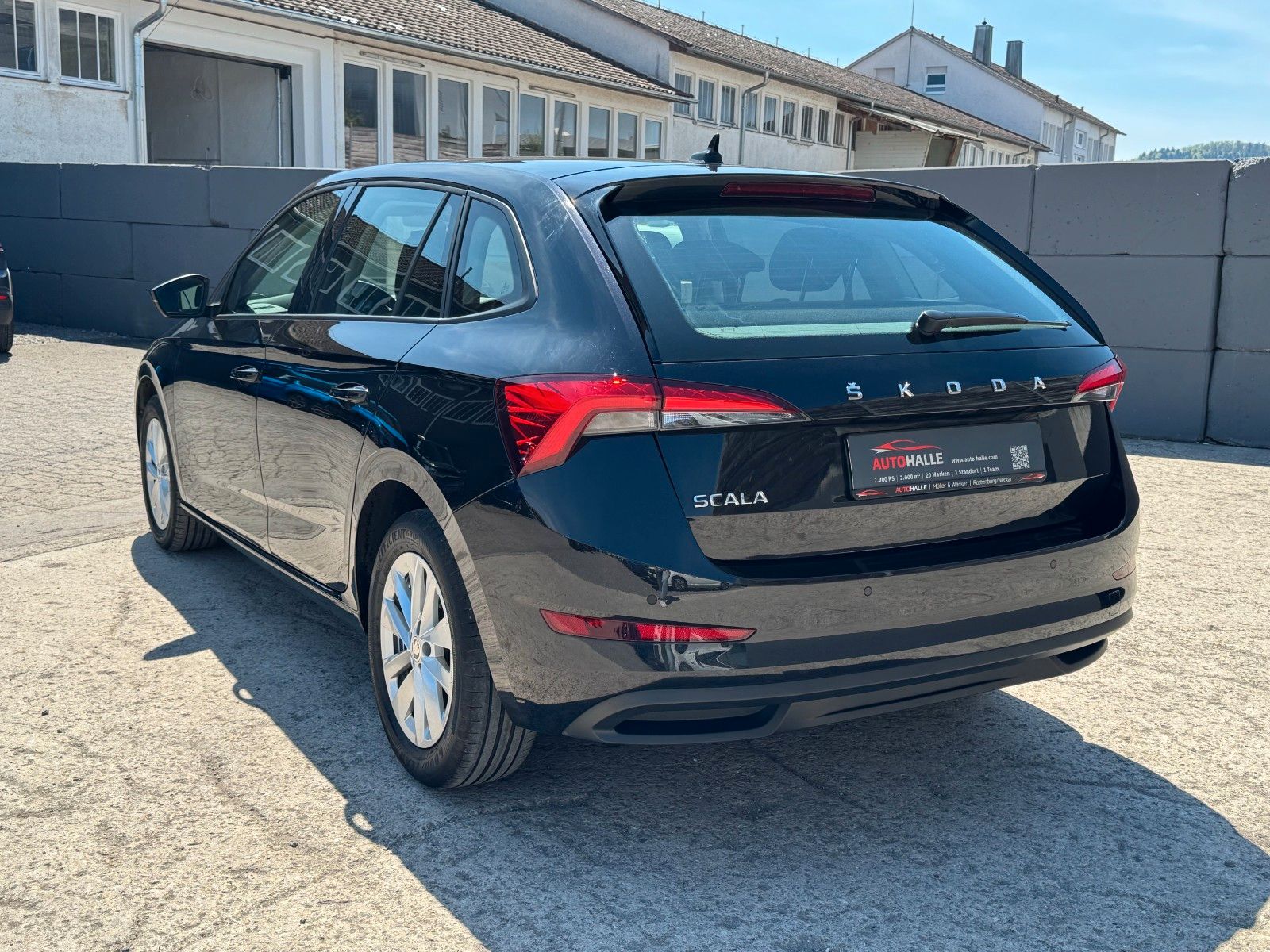 Fahrzeugabbildung SKODA Scala 1.0 TSI DSG Amb Navi SmartLink Virtual LED