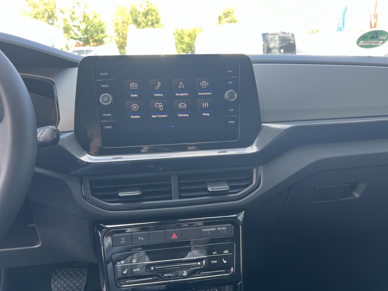 Volkswagen T-Cross - Bild 12