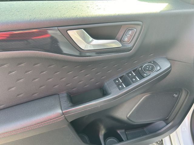 Fahrzeugabbildung Ford Kuga 2.5 Duratec PHEV ST-Line Navi Soundsystem B
