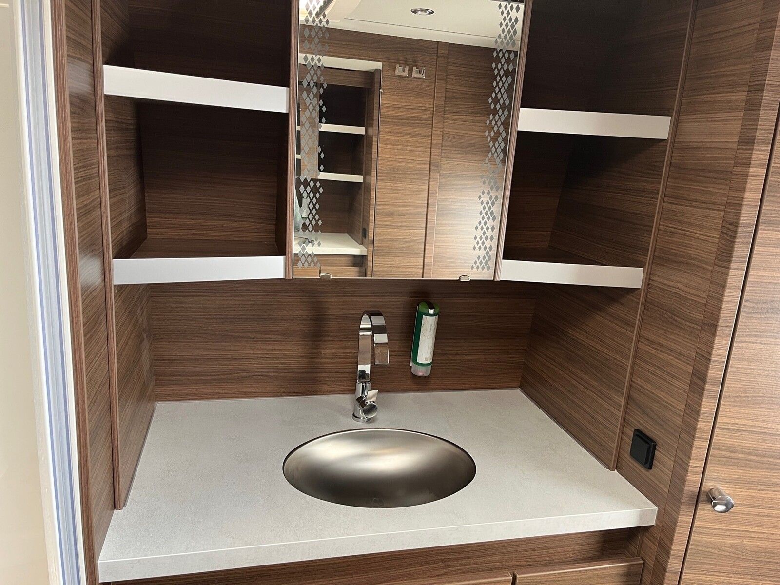 Fahrzeugabbildung Tabbert Puccini 750 HTD 2.5 Hubstützen,Mover,Klima,Leder