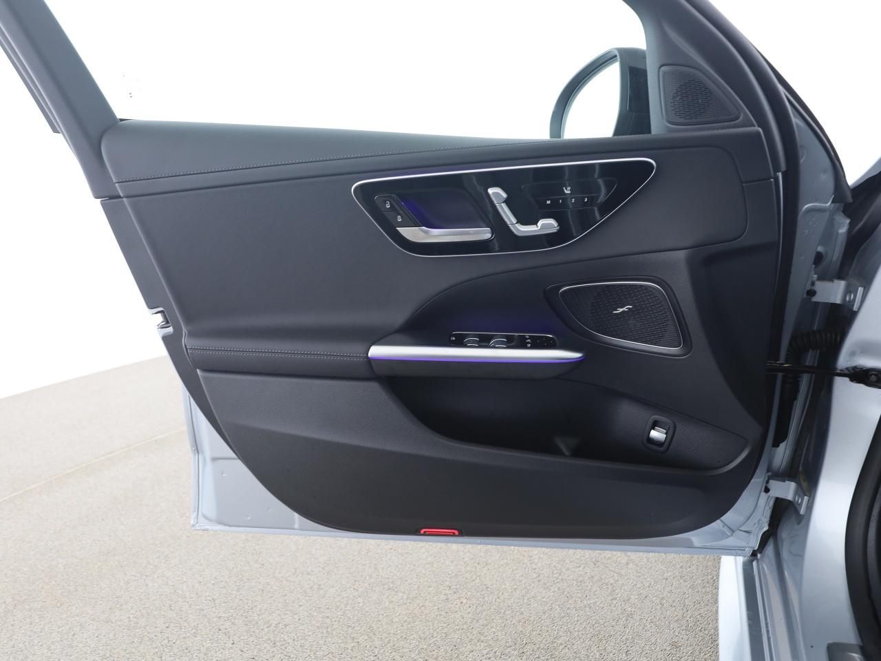 Mercedes-Benz C 220 d T AMG Digital Light Night MBUX Pano AHK foto 13