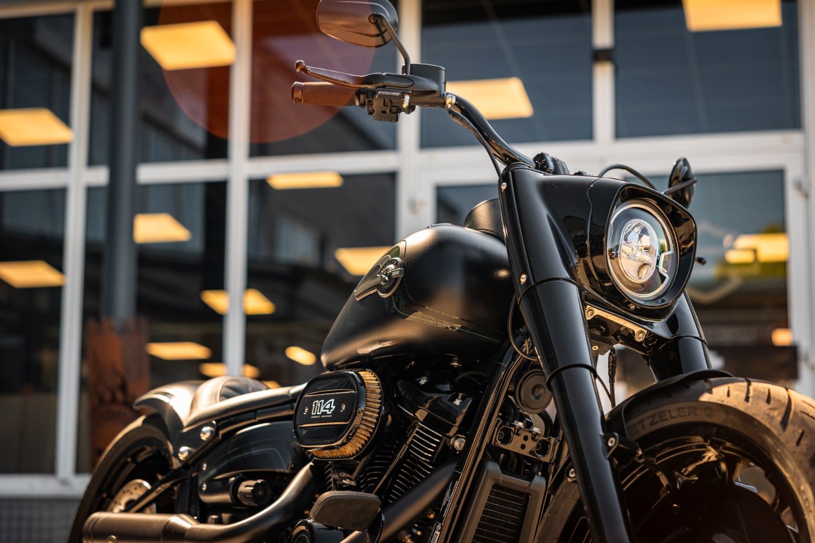 Fahrzeugabbildung Harley-Davidson DARK BOY 114 ci - FAT BOY FLFBS - JEKILL & HYDE