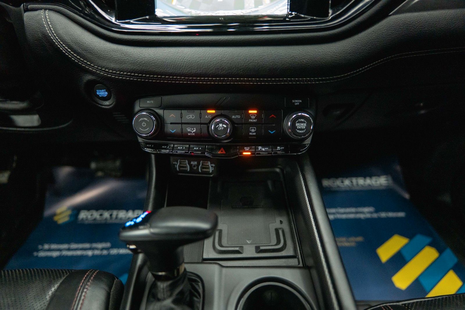 Fahrzeugabbildung Dodge Durango 5.7 V8 R/T SRT 4x4 Night-Paket Modell 22