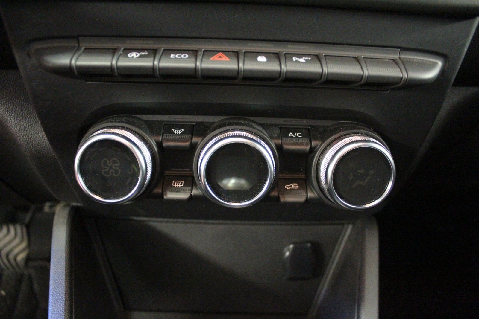 Fahrzeugabbildung Dacia Duster TCe130 *Urban*Navi*Sitzhzg*Kamera