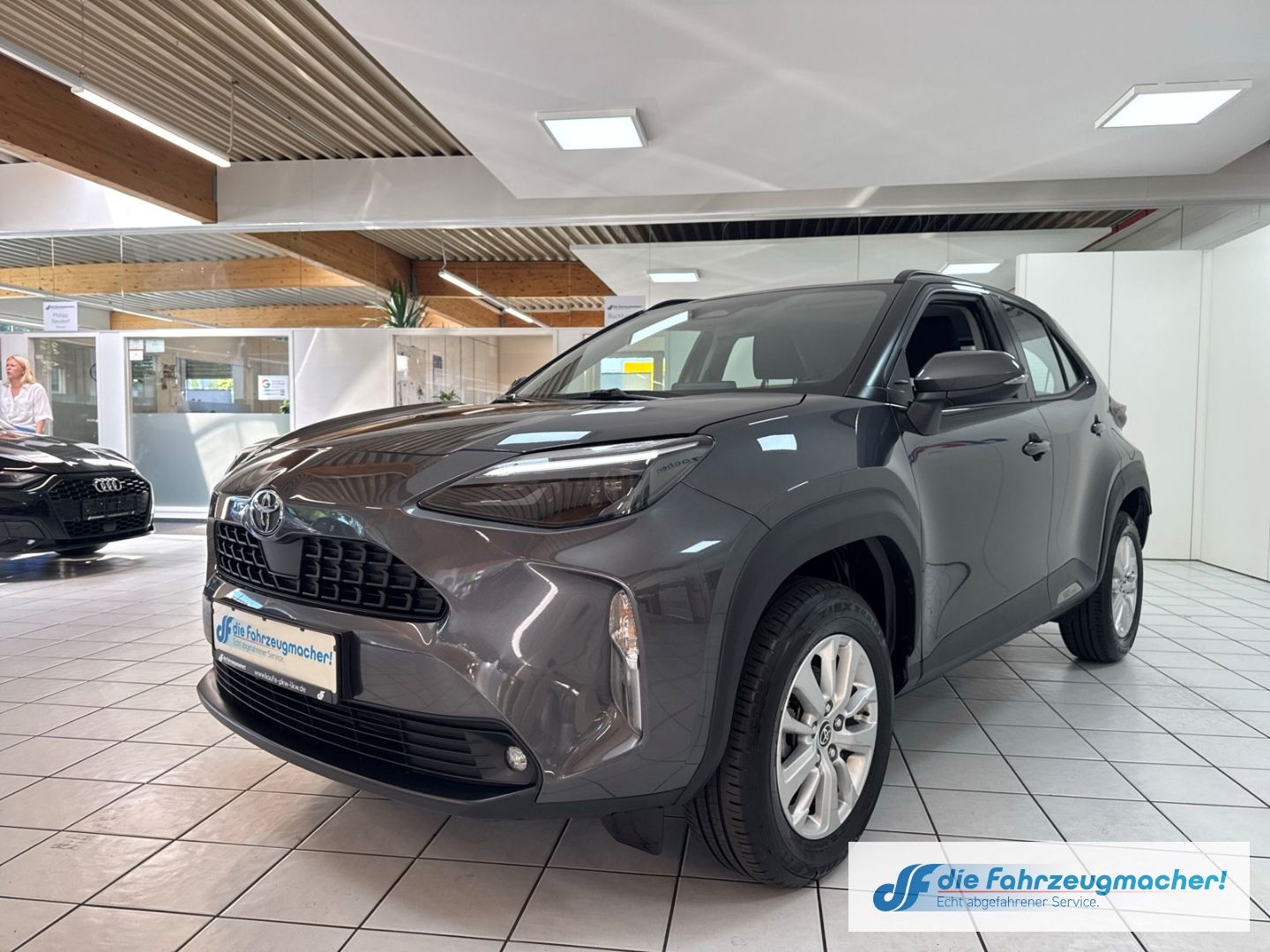 Fahrzeugabbildung Toyota Yaris Cross Hybrid FWD Comfort ACC DAB Spurhalte