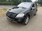 Mercedes-Benz ML 350 CDI Autom Leder Schiebedach Tempo AHK - Mercedes-Benz: Geländewagen, Ml