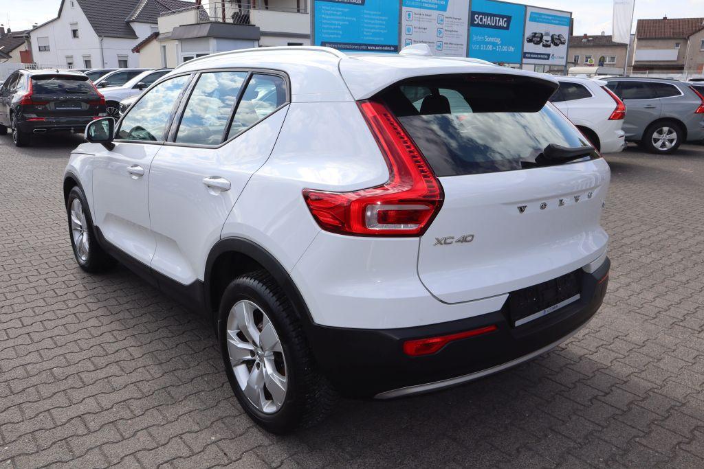 Volvo XC40 T3 Momentum Pro|NAVIGATION|R-CAM|PDC|