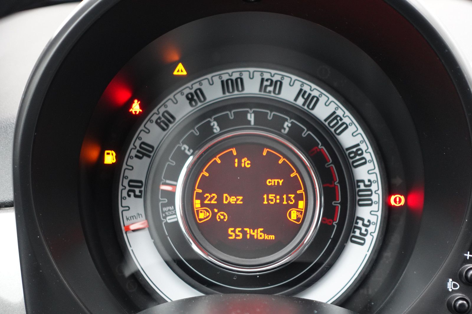 Fahrzeugabbildung Fiat 500C Cabrio Lounge 1.0Mild Hybrid,Einparkhilfe