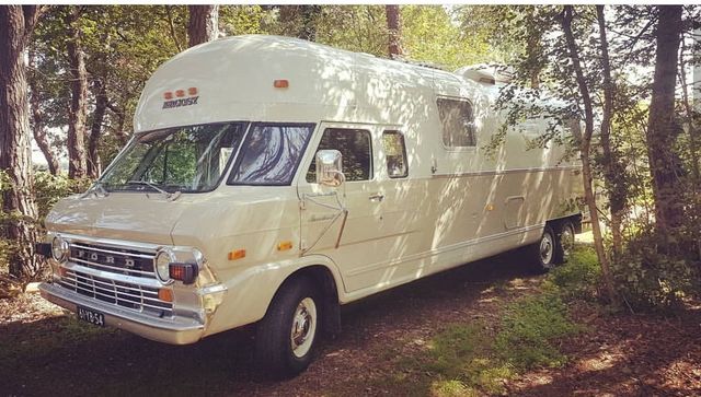 Airstream 1973 Airstream Ford Argosy 6x2/6x4 high/low gear