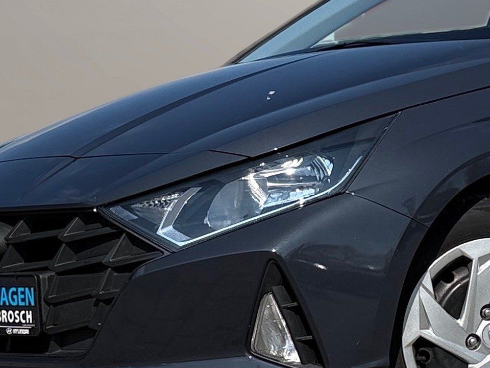 Fahrzeugabbildung Hyundai i20 1.2 SELECT FUNKT-P GARANTIE-4/28 KLIMA+PDC++
