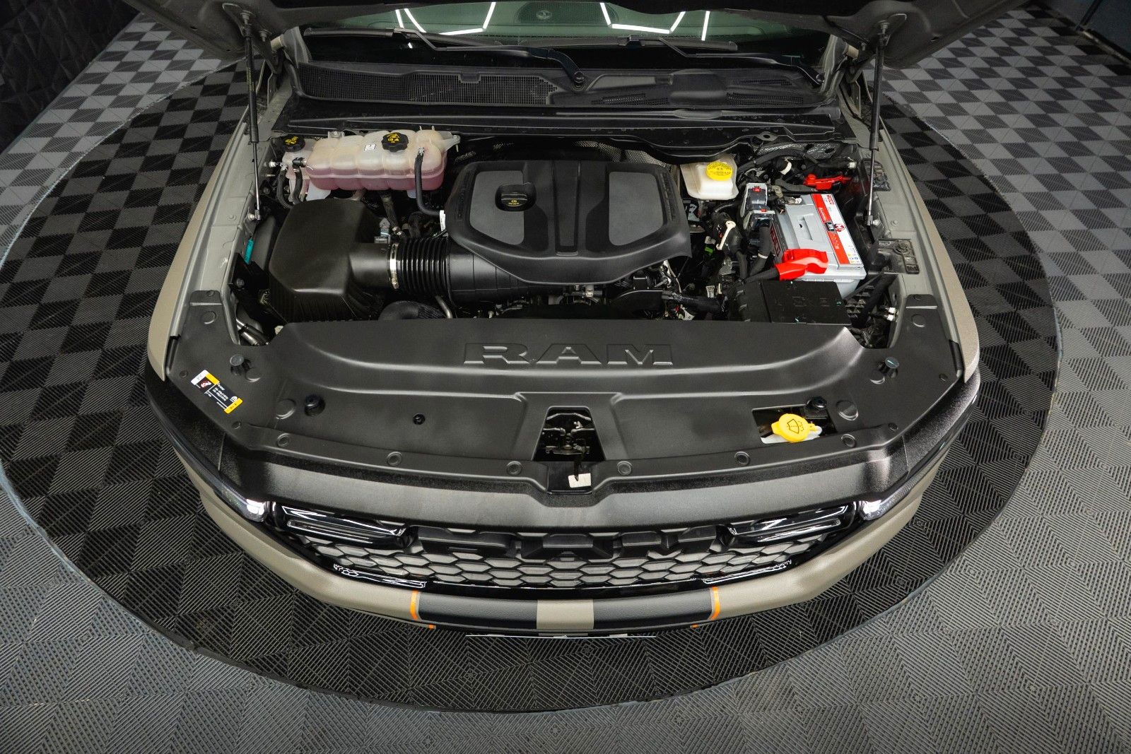 Fahrzeugabbildung Dodge RAM 3.0 MY 25 TWIN TURBO Offroad RAPTOR ACC 19%