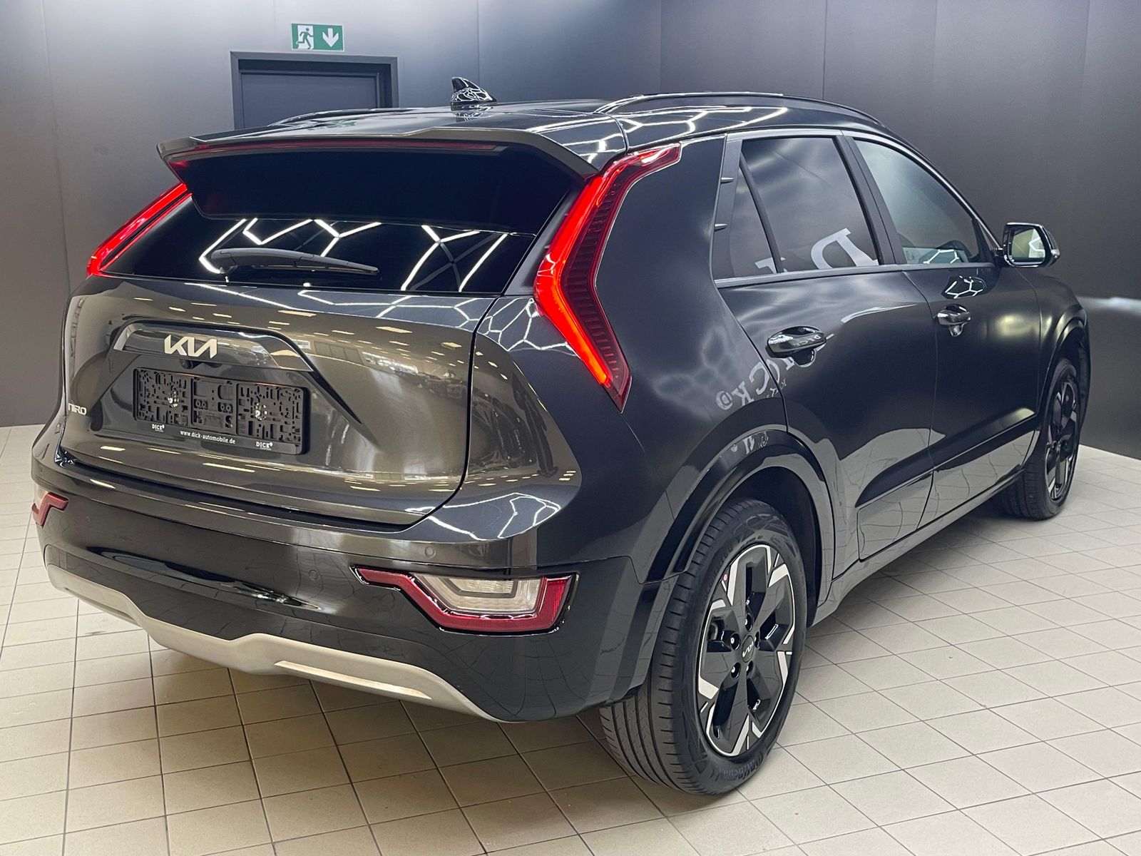 Fahrzeugabbildung Kia e-Niro Spirit LEDER+NAVI+LED+SHZ+H&K+KAM+ACC+WP+