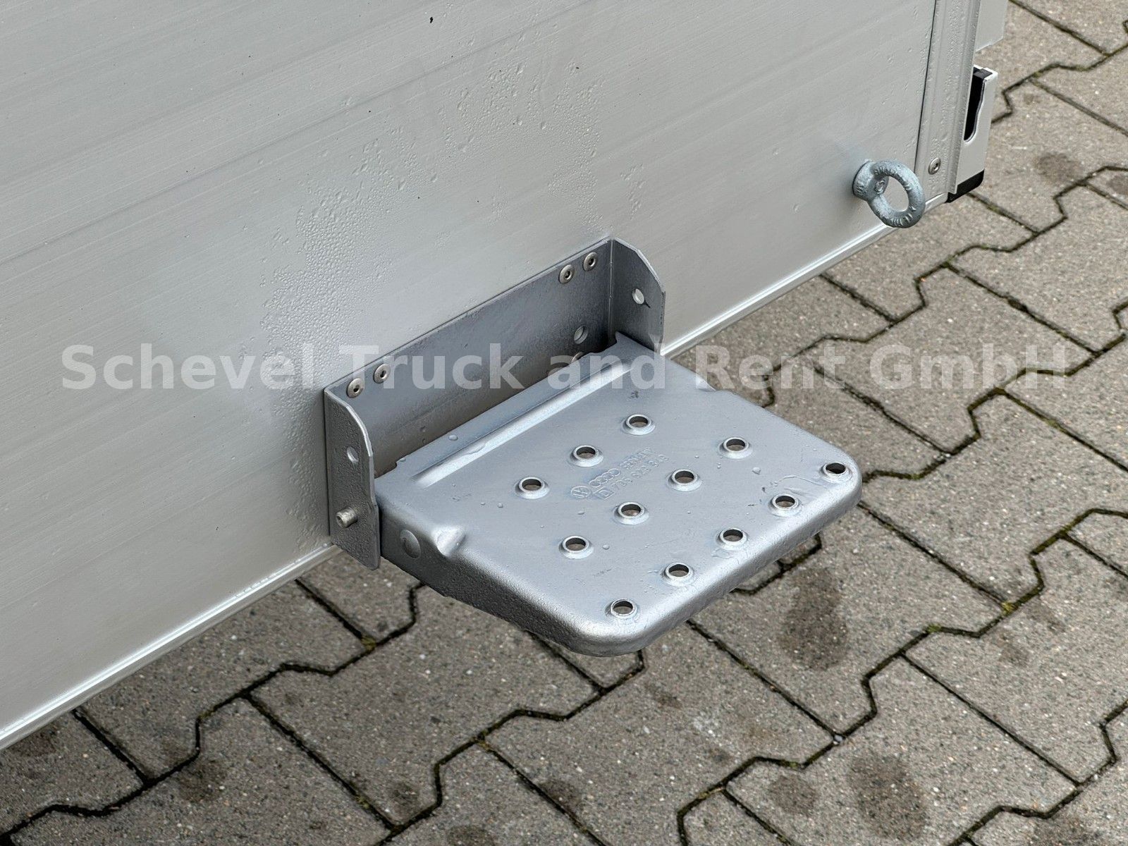 Fahrzeugabbildung MAN TGE 3.160 DoKa Pritsche *Kurz* 3,5 AHK Automatik