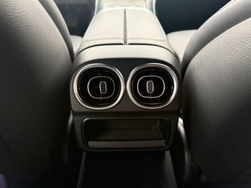 Bild 14 Mercedes-Benz C 300 C 300d Lim*DISTRONIC*Kam360*NIGTH*Digital-Light*