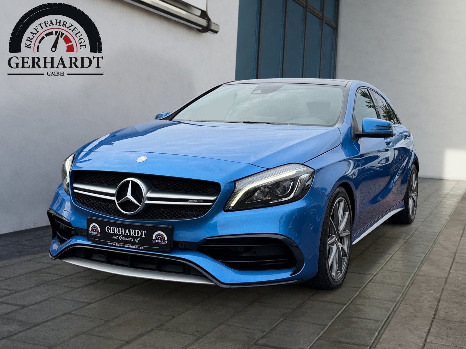 MERCEDES-BENZ A 45 AMG 4Matic*NAVI*PANO*CAM*AUTOM.*LED*