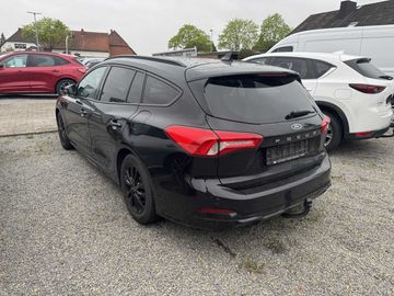 Ford Focus Turnier 1.0 ST-Line X NaviPanoAHK