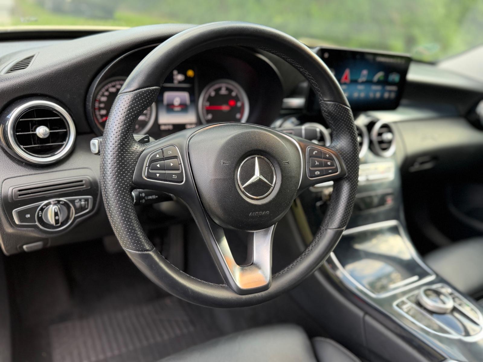 Mercedes-Benz C220d Lim. *Avantgarde *Leder *Navi *Kamera *SHZ