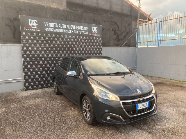 Peugeot 208 PureTech 82 5p. GPL Allure