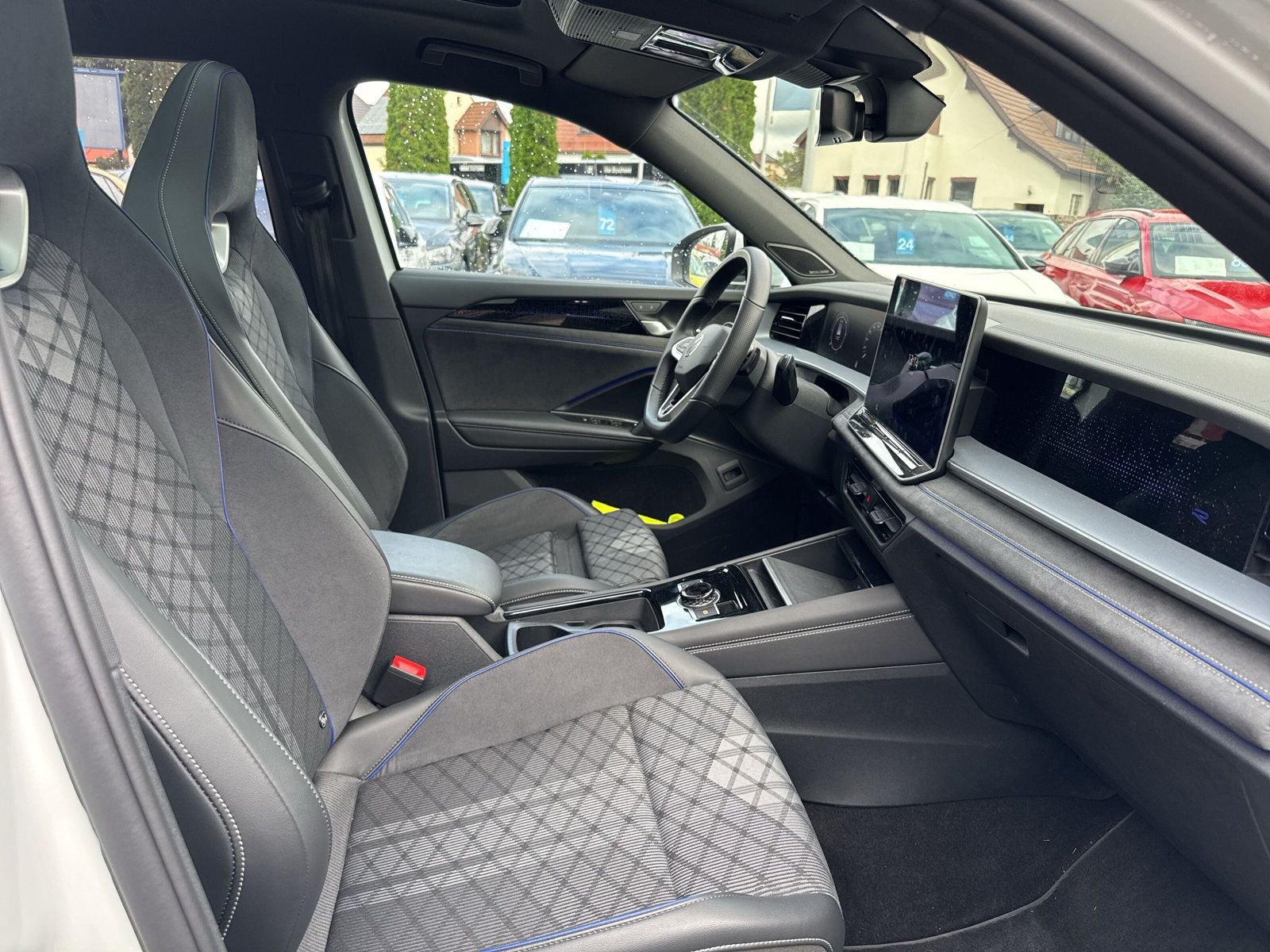 Tayron 4Motion R-Line TDi DSG