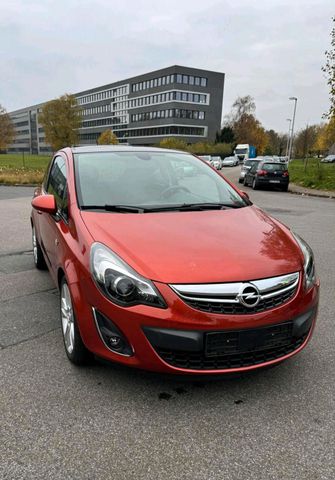 Opel Corsa 1.4 / SitzHz/ LenkradHz/ Pano/ ...