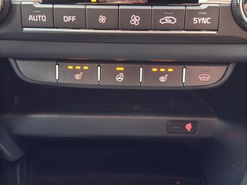 Kia ProCeed GT 1.6T DCT7 Nav Kamera SHZ Klappenausp.