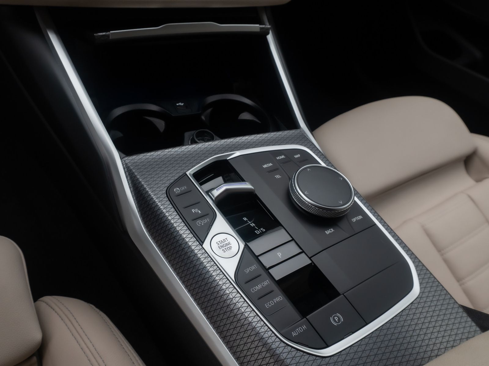 Fahrzeugabbildung BMW 330i MSport DAB Memory Kamera H/K Komfort 19Zoll