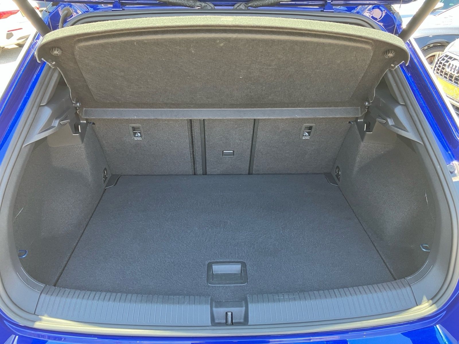 Volkswagen T-Roc - Bild 8