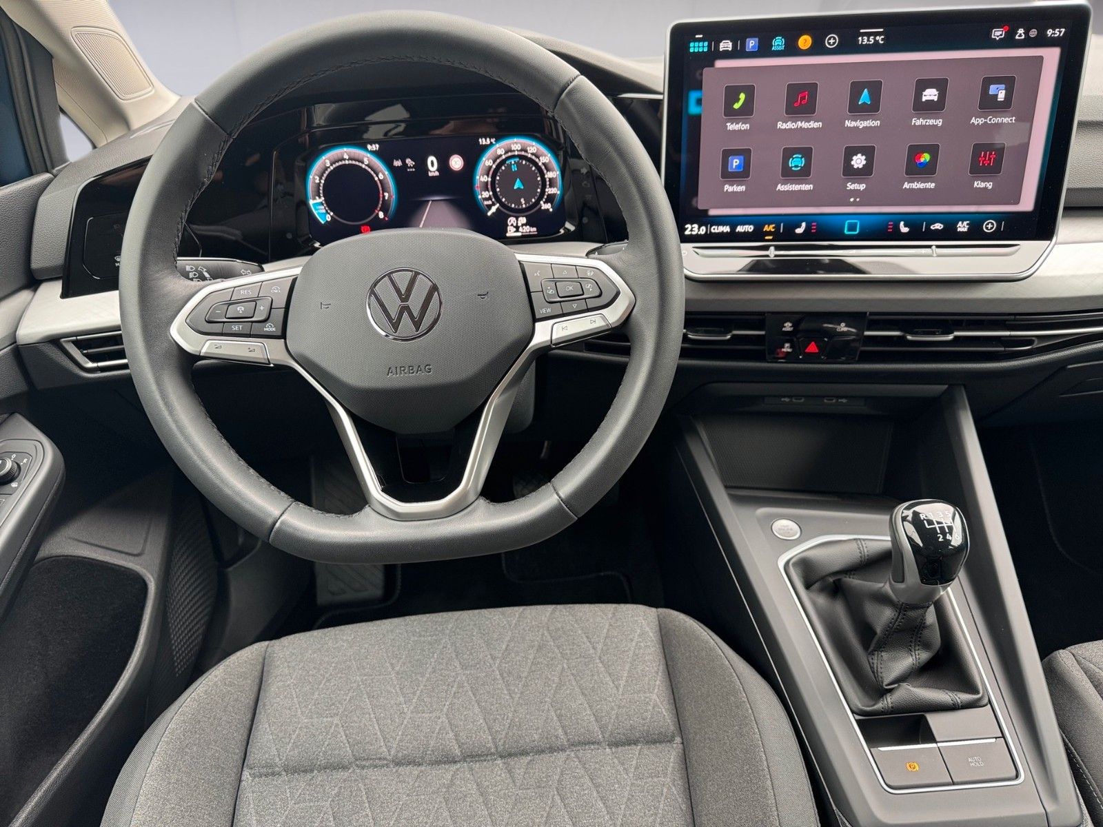 Fahrzeugabbildung Volkswagen Golf VIII Lim. 1.5 TSI Life