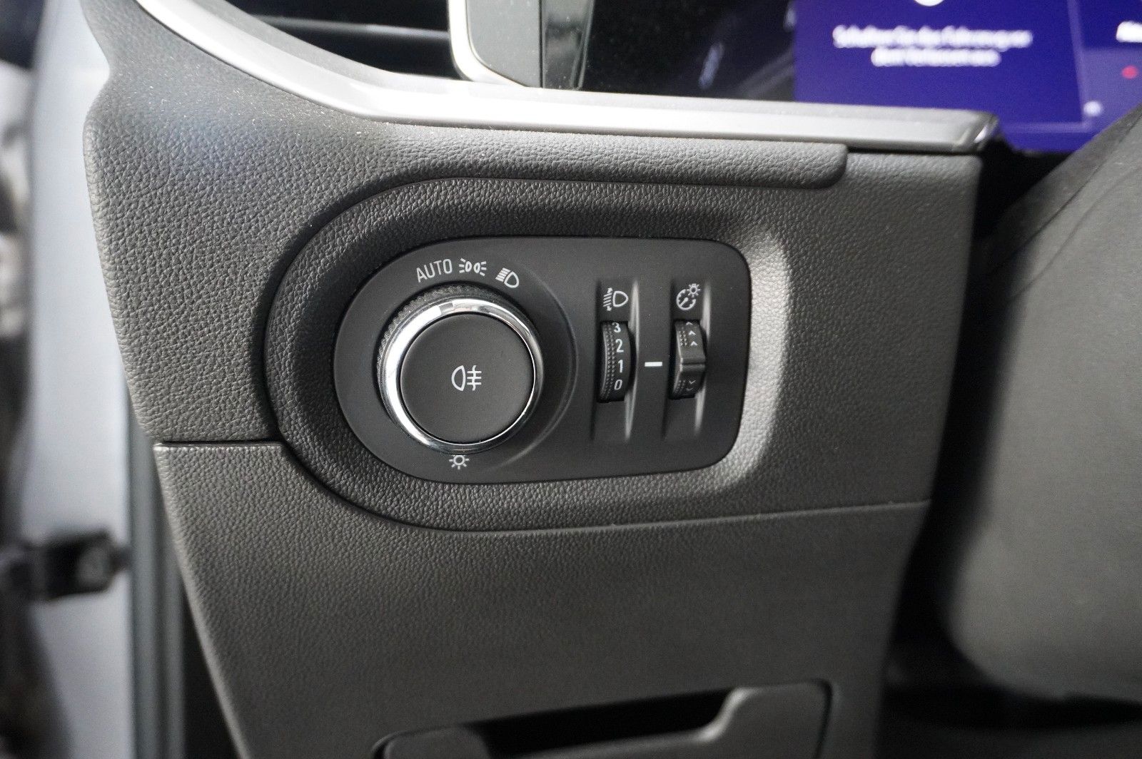 Fahrzeugabbildung Opel Grandland (X) 1.2T GS SPORT NAVI/LED/VIRT./DAB+