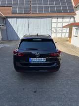 Opel Insignia Sports Tourer Dynamic 1.5 D. I. Turbo - Opel Insignia: Tourer Sports Turbo