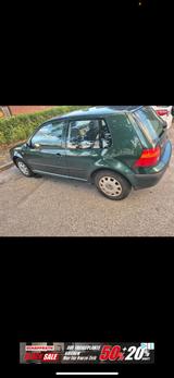 Volkswagen Golf 4er 1.6 SR Motor Automatik 2 Vorbesit... - Volkswagen Golf: 6er