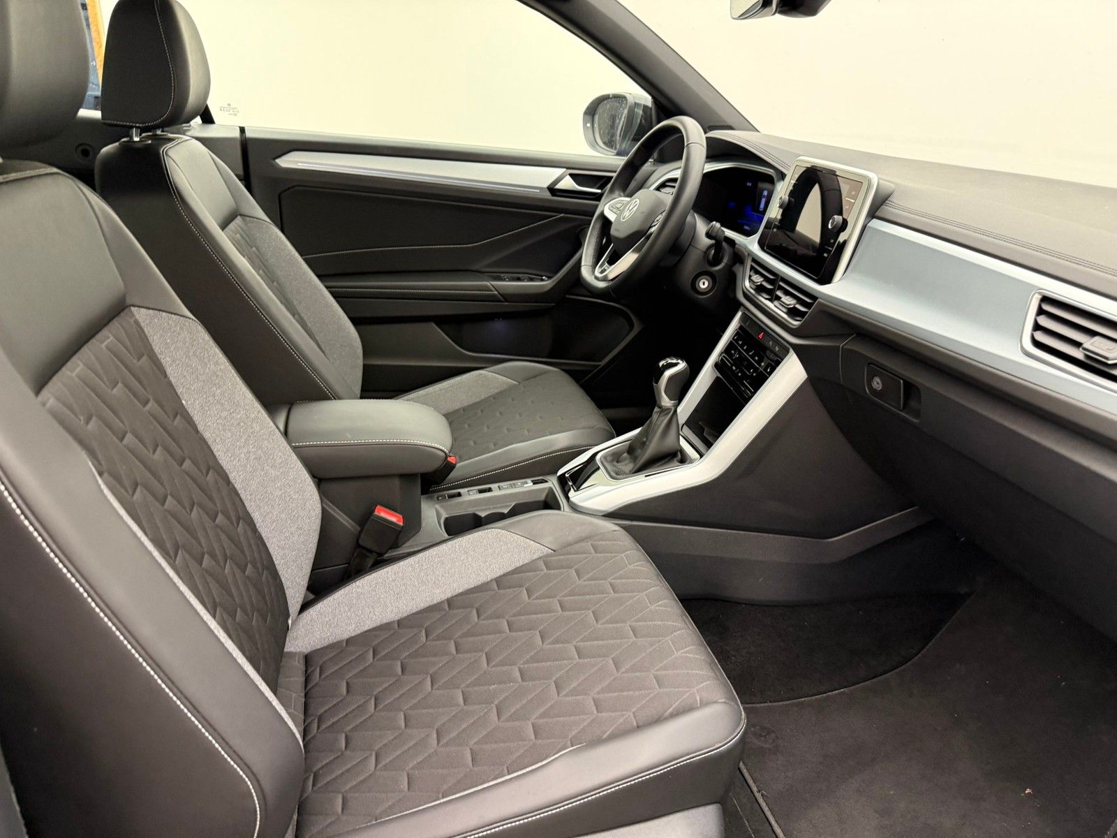 Volkswagen T-Roc Cabriolet 1.0 TSI Style NaviACC17Kamera imagem 3