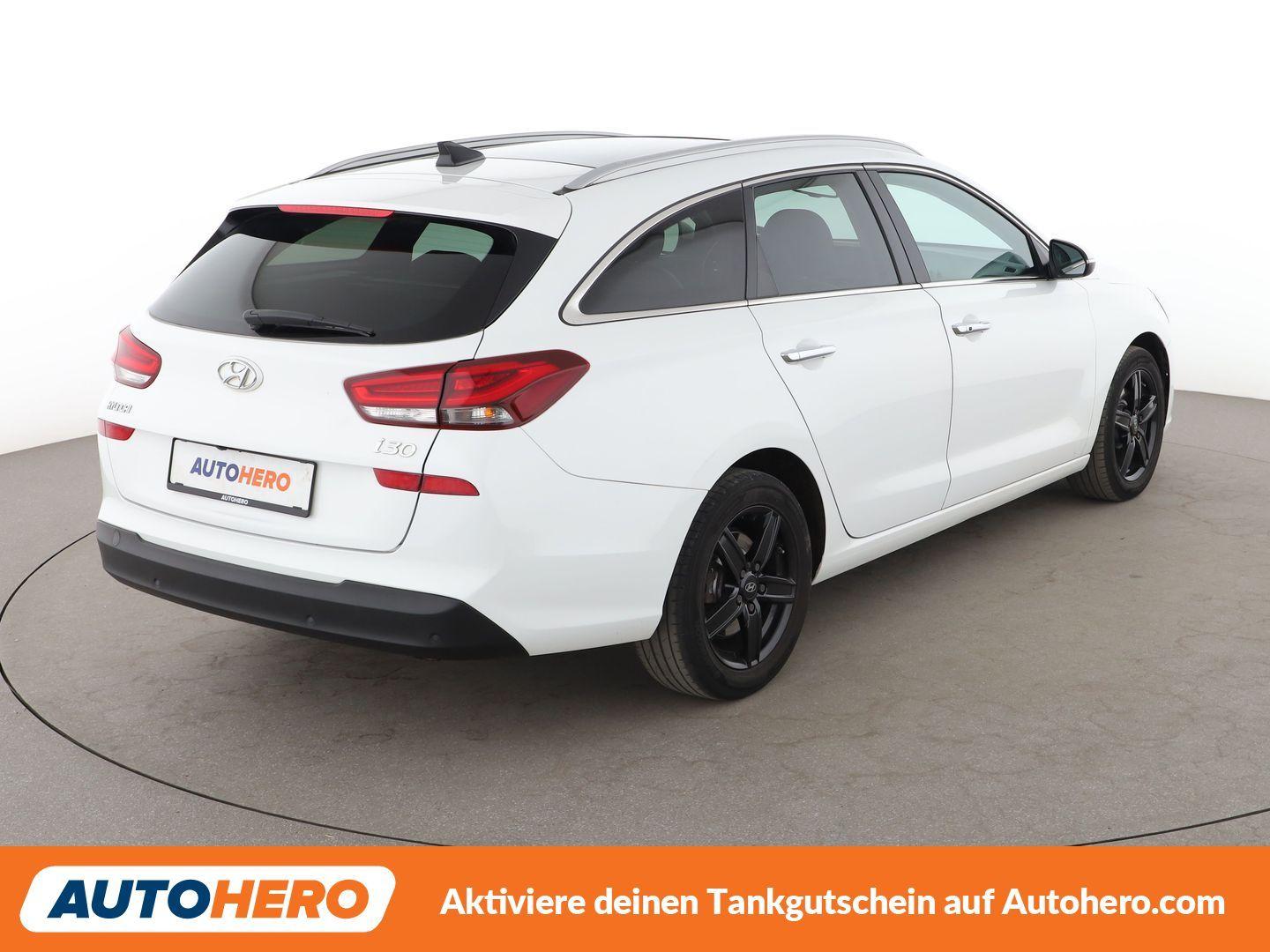Hyundai i30 1.4 TGDI Premium Aut.*NAVI*LED*ACC*SPUR*