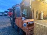 Doosan D30GX Dieselstapler mit Vollkabine, Seitenschieb - Doosan LKWs
