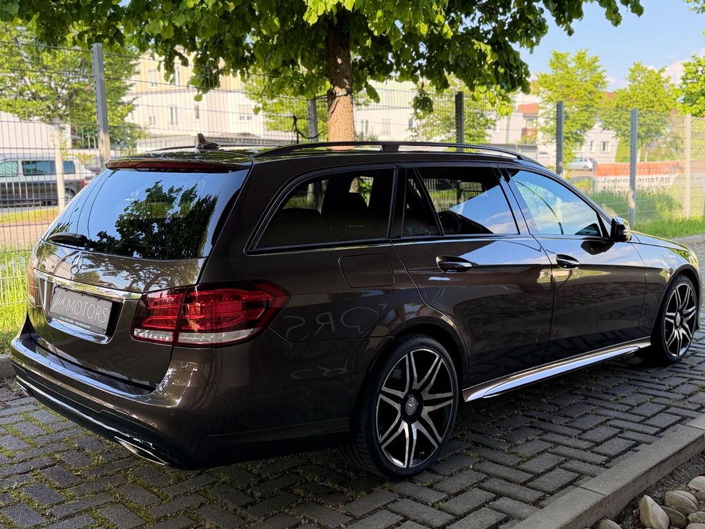 MERCEDES-BENZ E200 T CGI/AMG-PAKET/DISTR+/ILS/NIGHT PAKET MERCEDES-BENZ E200 T CGI/AMG-PAKET/DISTR+/ILS/NIGHT PAKET