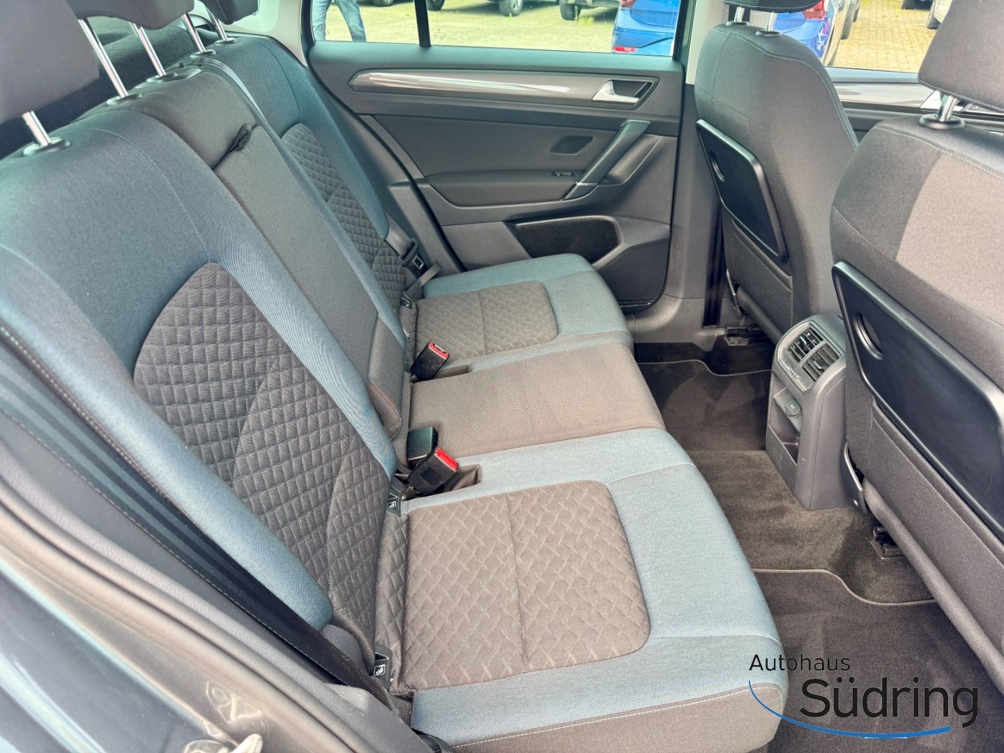Golf Sportsvan 1,0 TSI IQ.DRIVE Navi ACC Rückfk.